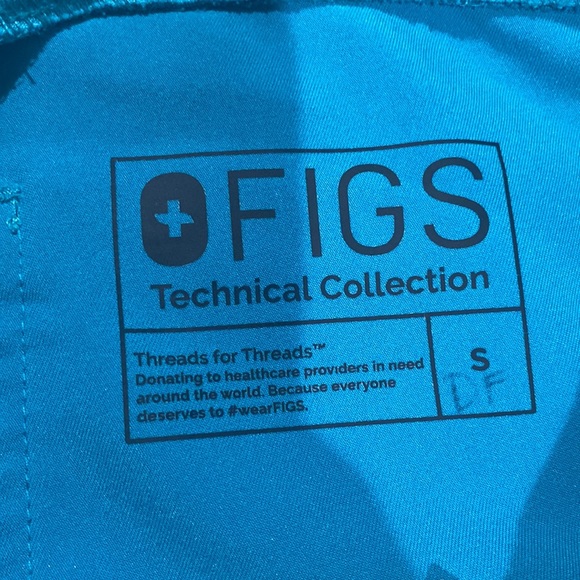 Figs size small technical collection like new - Picture 4 of 5